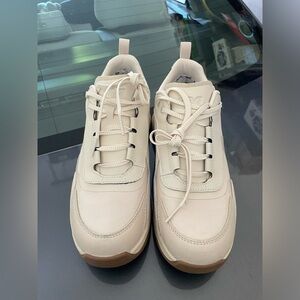 Brand new, women’s TEVA sneakers, size 9